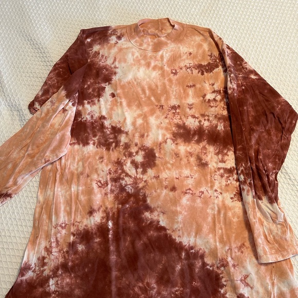 Long sleeve boho t shirt 🤍free people 🤍 - Picture 2 of 4